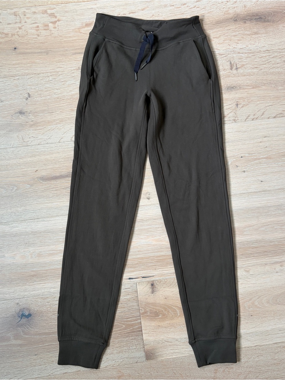 Lululemon Jogger Pants Womens Size 2 Olive Green Drawstring Athletic*X18